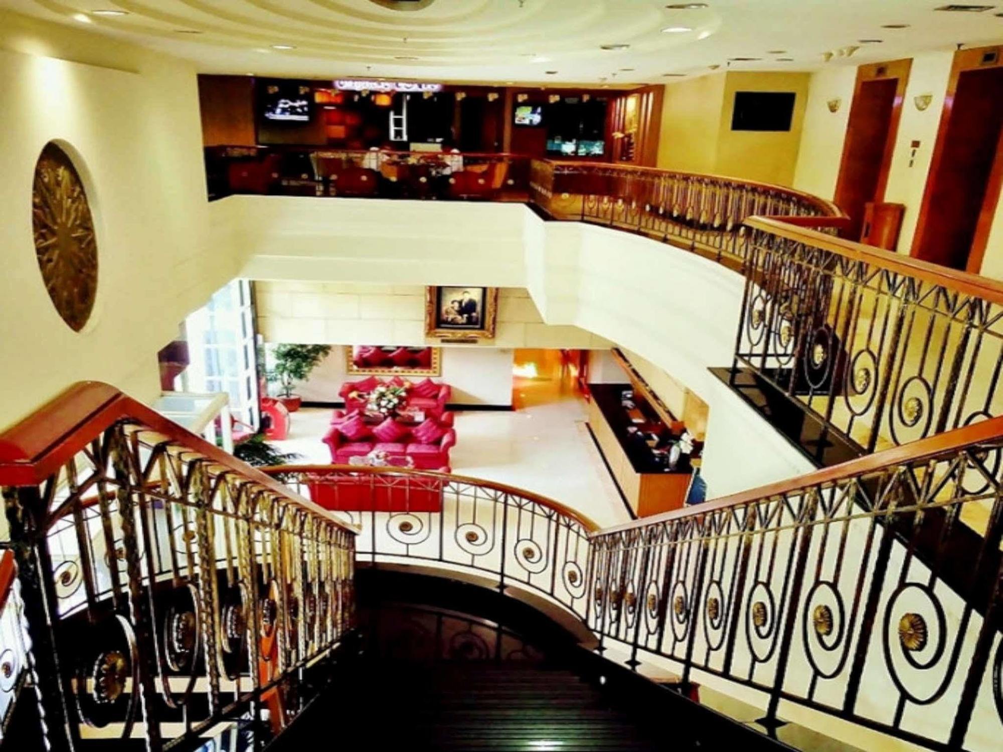 جاكرتا فندق تريفا إنترناشيونال المظهر الخارجي الصورة