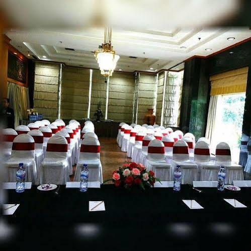 جاكرتا فندق تريفا إنترناشيونال المظهر الخارجي الصورة